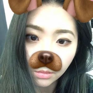 Meet your Posher, Luna